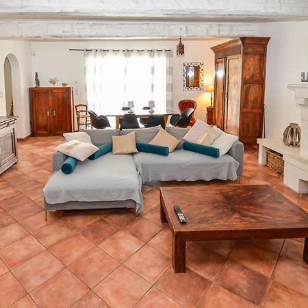 3 Bedroom Awesome Home In Chateuneuf De Gadagne Châteauneuf-de-Gadagne المظهر الخارجي الصورة
