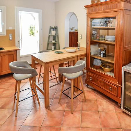 3 Bedroom Awesome Home In Chateuneuf De Gadagne Châteauneuf-de-Gadagne المظهر الخارجي الصورة