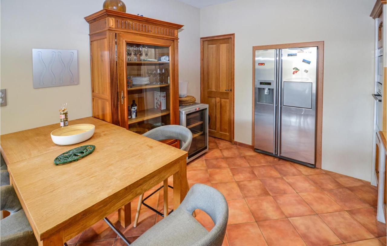 3 Bedroom Awesome Home In Chateuneuf De Gadagne Châteauneuf-de-Gadagne المظهر الخارجي الصورة